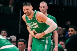 Nikola Vučević Out for a Month with Hand Injury as Tatum Returns