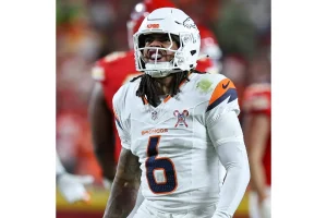PJ Locke Leaves Broncos for Cowboys in $5M Safety Deal