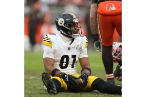 Steelers Cut Jonnu Smith, Cementing Pat Freiermuth’s Role