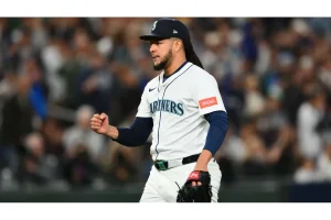 Cardinals Sign Ramón Urías to Boost Infield Depth for 2026