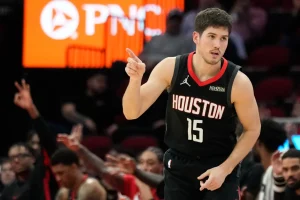 Reed Sheppard Joins Larry Bird with Rare NBA Milestone