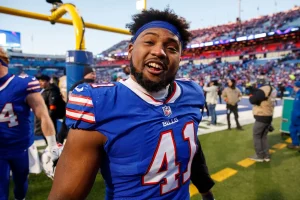 Patriots Boost Offense with Reggie Gilliam 3-Year Deal