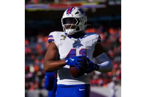 Patriots Bring Back Fullback with Reggie Gilliam Signing