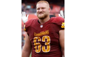 Top 3 Free Agent Centers to Replace Tyler Biadasz in Commanders