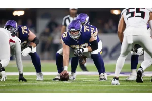 Ryan Kelly Retires After 10 Seasons in the NFL