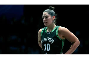 East Bay High School Renames Gym for Sabrina Ionescu