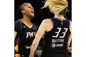 Sami Whitcomb Shines, Keeping Phoenix Mercury’s No. 33 Legacy Alive