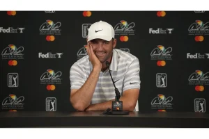 Rory McIlroy Changes Balls to Master Scottie Scheffler’s Shot