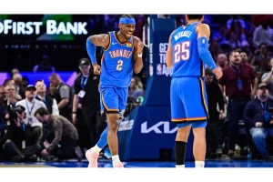 Shai Gilgeous-Alexander Ties Wilt’s 126-Game Scoring Streak Record