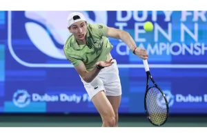 Taylor Fritz Slams Dunlop Balls Ahead of Indian Wells 2026
