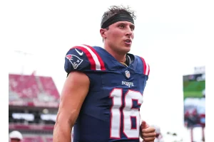 Patriots Secure QB Tommy DeVito in $7.4M Two-Year Deal