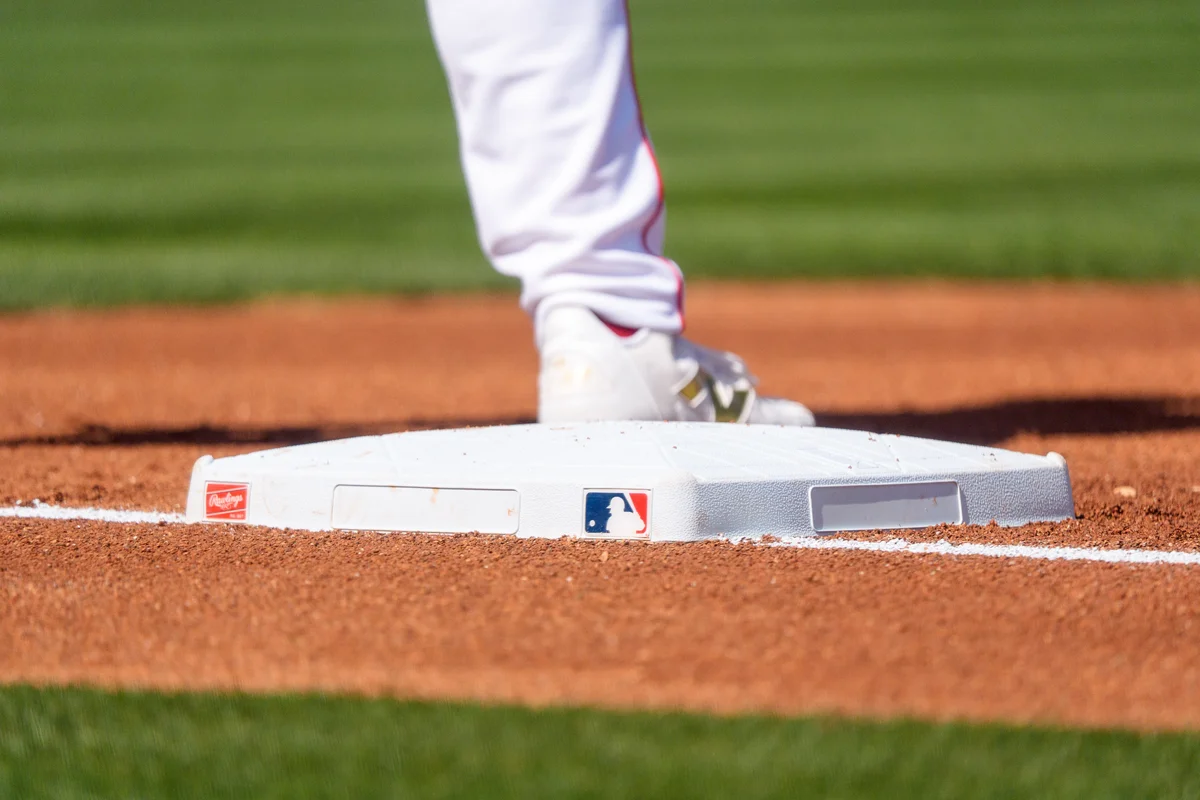 MLB