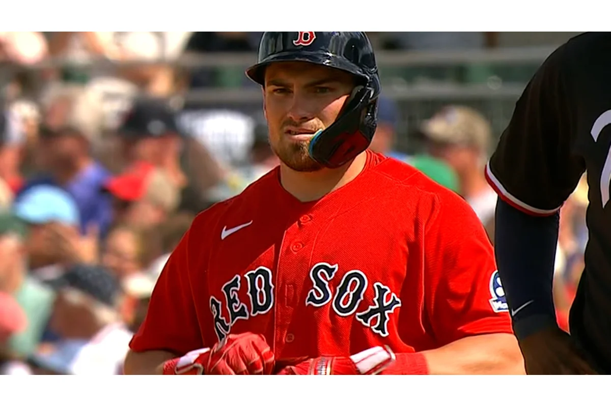 MLB