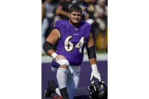 Bears Must Pursue Tyler Linderbaum After Dalman’s Shock Exit