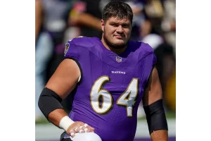 Raiders Poised to Make Big Move for Tyler Linderbaum