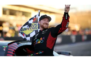 Tyler Reddick Reacts After NASCAR Win Streak Ends at Phoenix