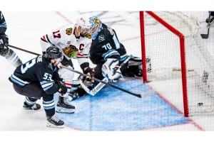 Blackhawks Dominate Utah Mammoth in 4-0 Shutout Win