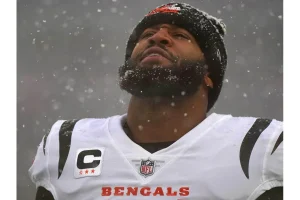 Vonn Bell Joins Colorado as Safeties Coach Under Deion Sanders