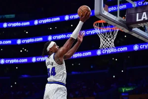Wendell Carter Jr.’s Last-Second Dunk Lifts Magic Over Mavericks