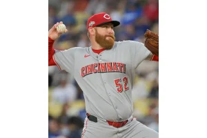 Zack Littell Signs 1-Year Deal to Join Nationals Rotation