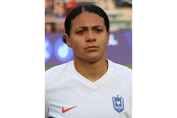 Image of Alana Cook