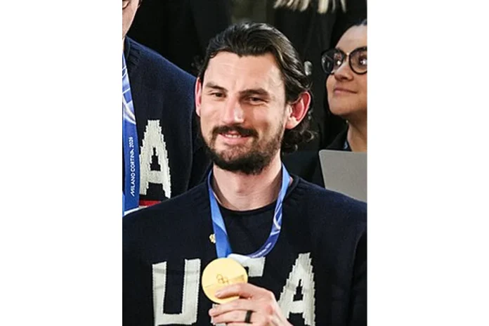 Image of Connor Hellebuyck