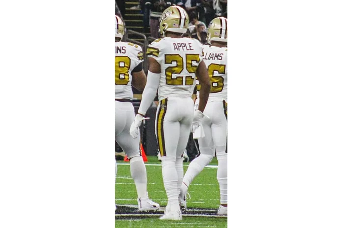 Image of Eli Apple