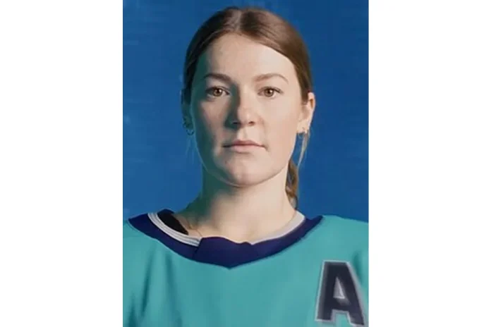 Image of Ella Shelton