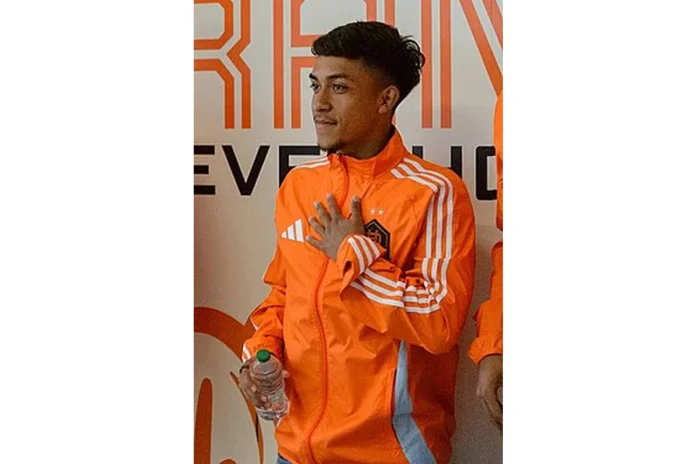 Image of Erik Dueñas