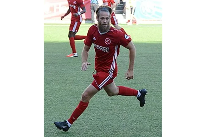 Image of Evan Lee