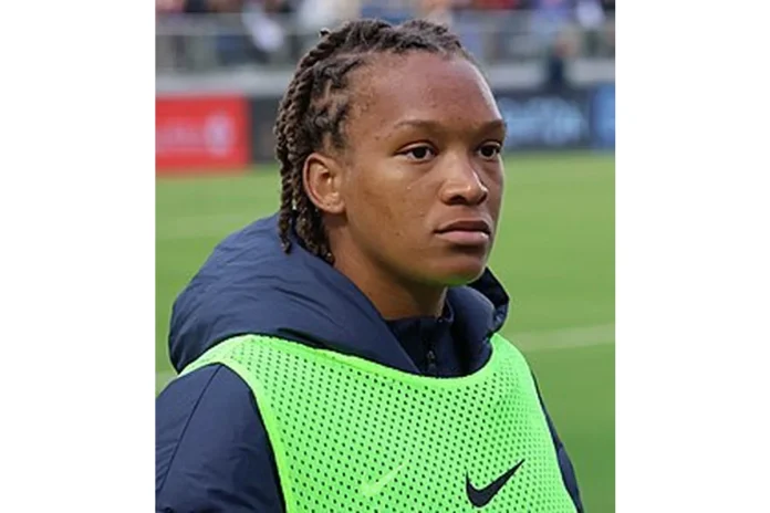 Image of Gabrielle Robinson