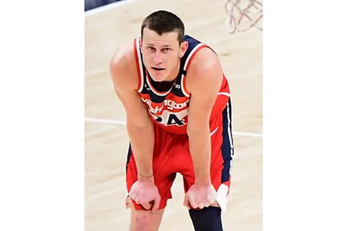 Image of Garrison Mathews