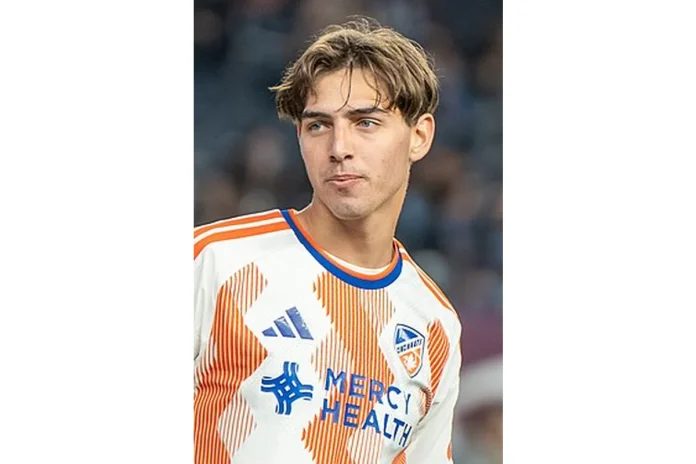 Image of Gerardo Valenzuela