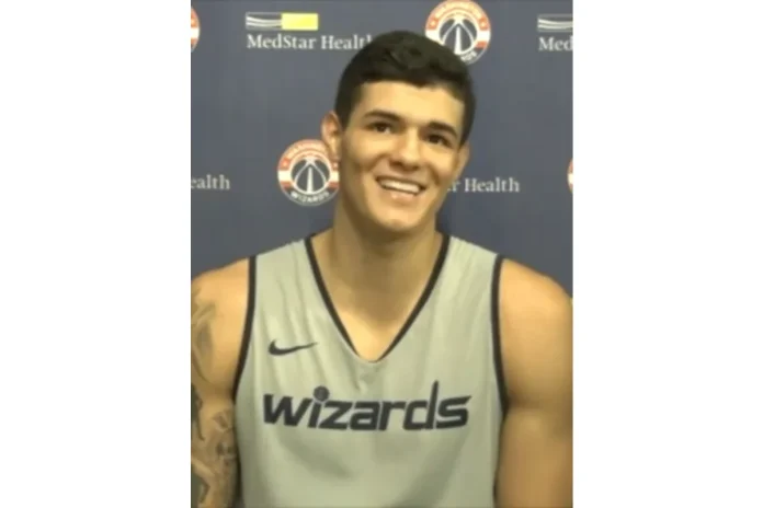 Image of Gui Santos