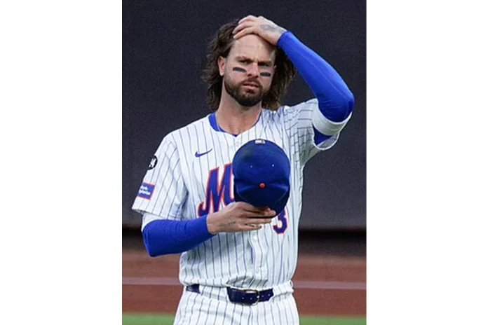 Image of Jesse Winker