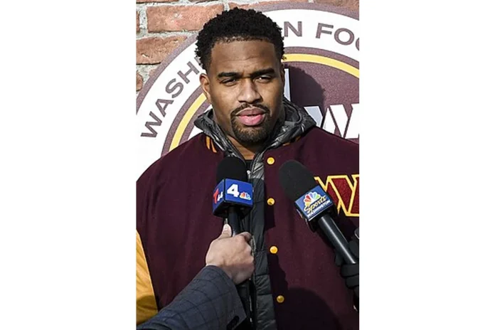 Image of Jonathan Allen