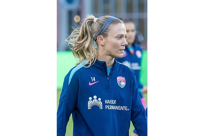 Image of Kristen McNabb