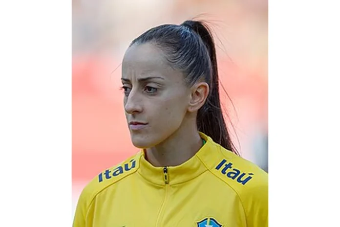 Image of Luana Bertolucci Paixão
