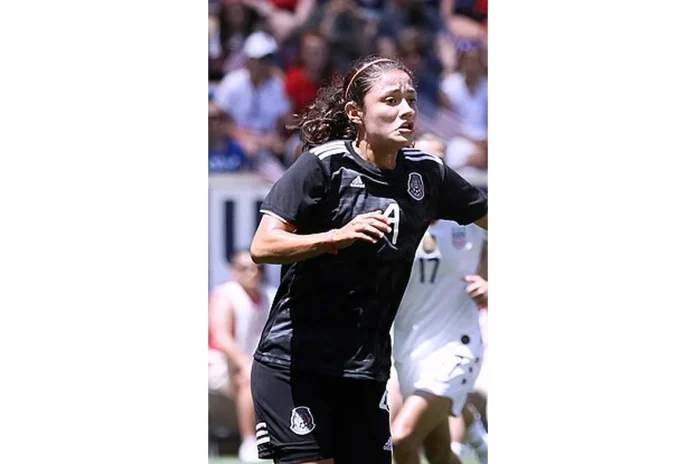 Image of Rebeca Bernal