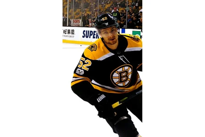 Image of Sean Kuraly