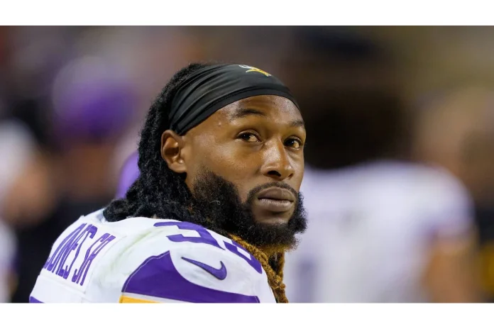 Image of Aaron Jones