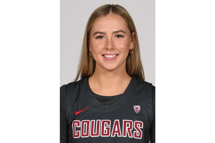 Image of Elissa Cunane